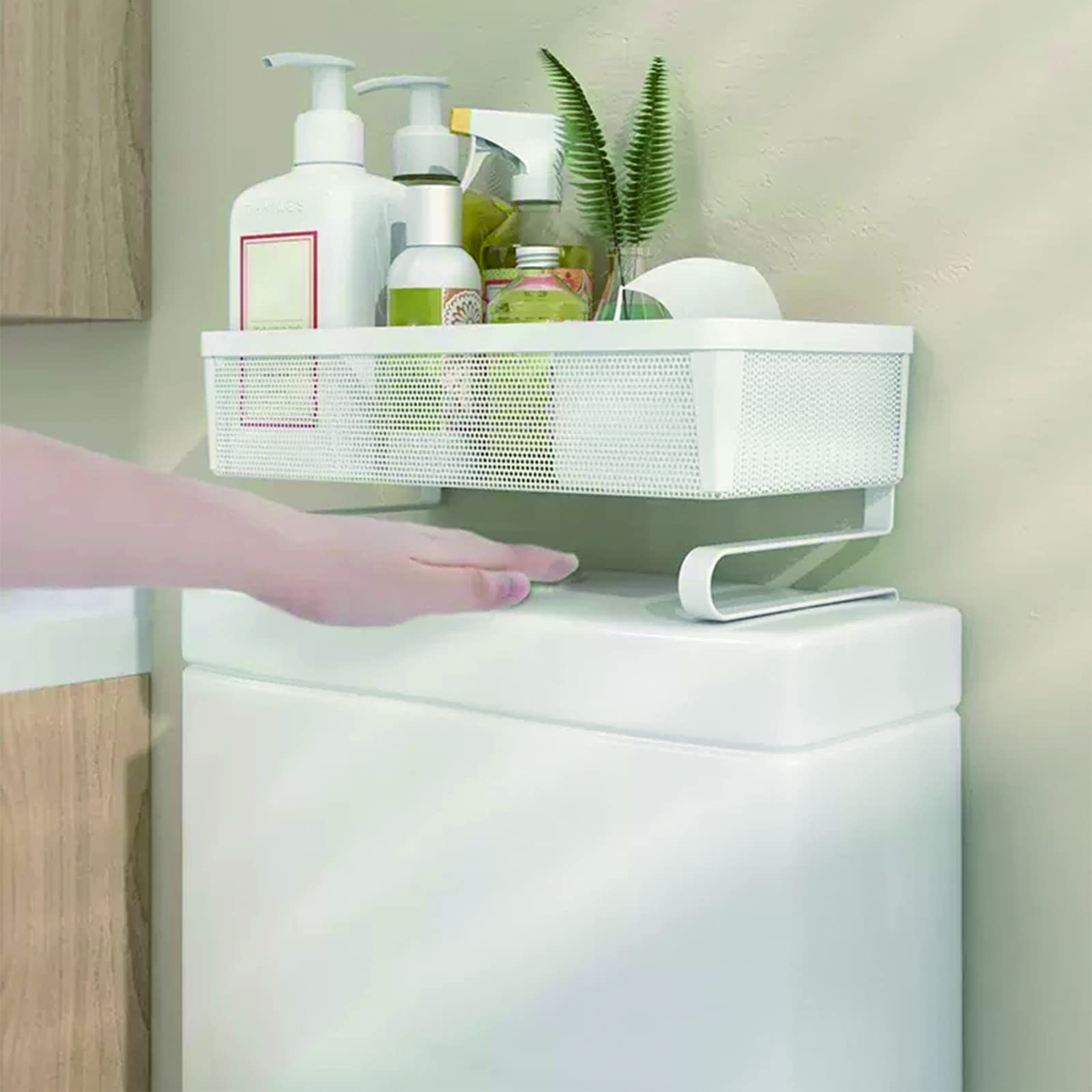 Étagère de toilette blanche et dorée pour rangement de serviettes
