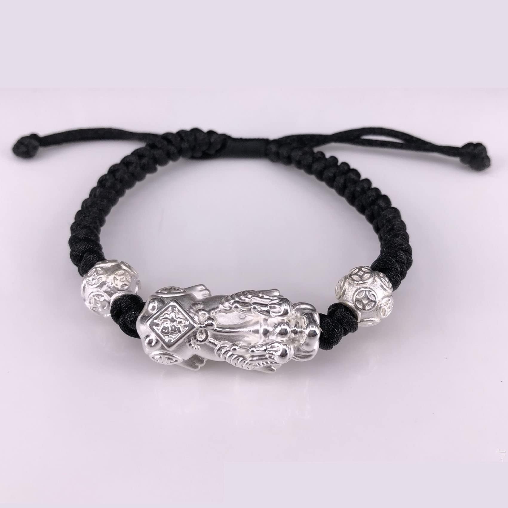 Amuleto Feng Shui Hilo Rojo Plata de Ley Pixiu/Piyao Pulsera de Riqueza Pulsera de Amuletos de la Suerte Pulsera de Chakra de Cristal Curativo Reiki Talismán para la Prosperidad Dinero Buena Suerte