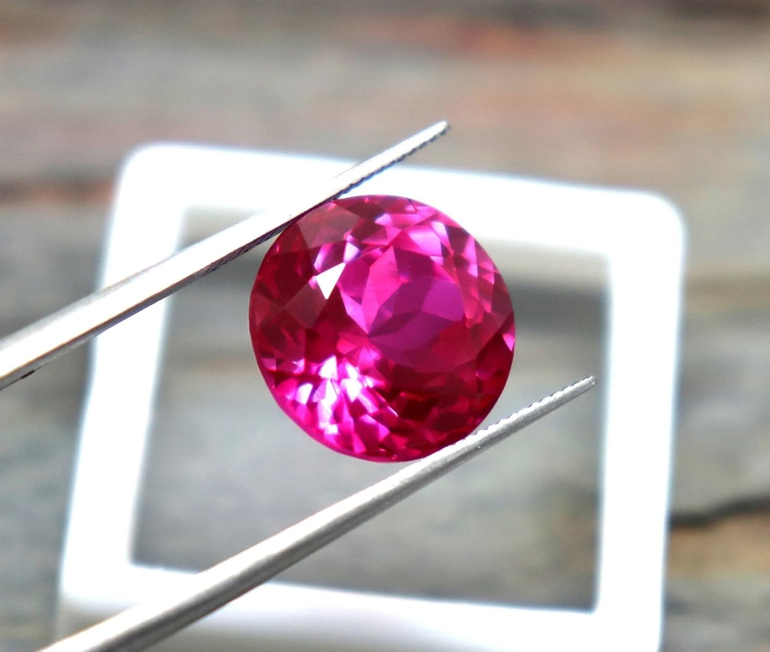 10.70 Ct Natural Round Cut Dark Pink Padparadscha Sapphire Certified Loose Gemstone for Jewellery Making (Approx. 10.3 x 8.4 mm)