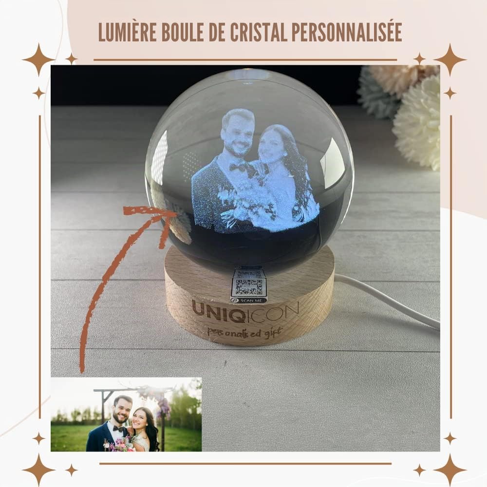 Boule de Cristal Personnalisé avec Photo et Texte, Boule en Verre Personnalisable, Base en Bois, Gravure au Laser et Photos, Cadeau Unique pour Femme, Ami, Anniversaire, Nouvel an, Saint Valentin