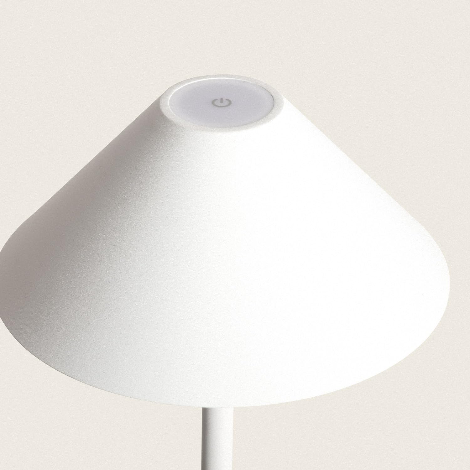 LEDKIA LIGHTING Lámpara de Pie LED Portátil para Exterior con Batería USB Recargable Kivuli Blanco