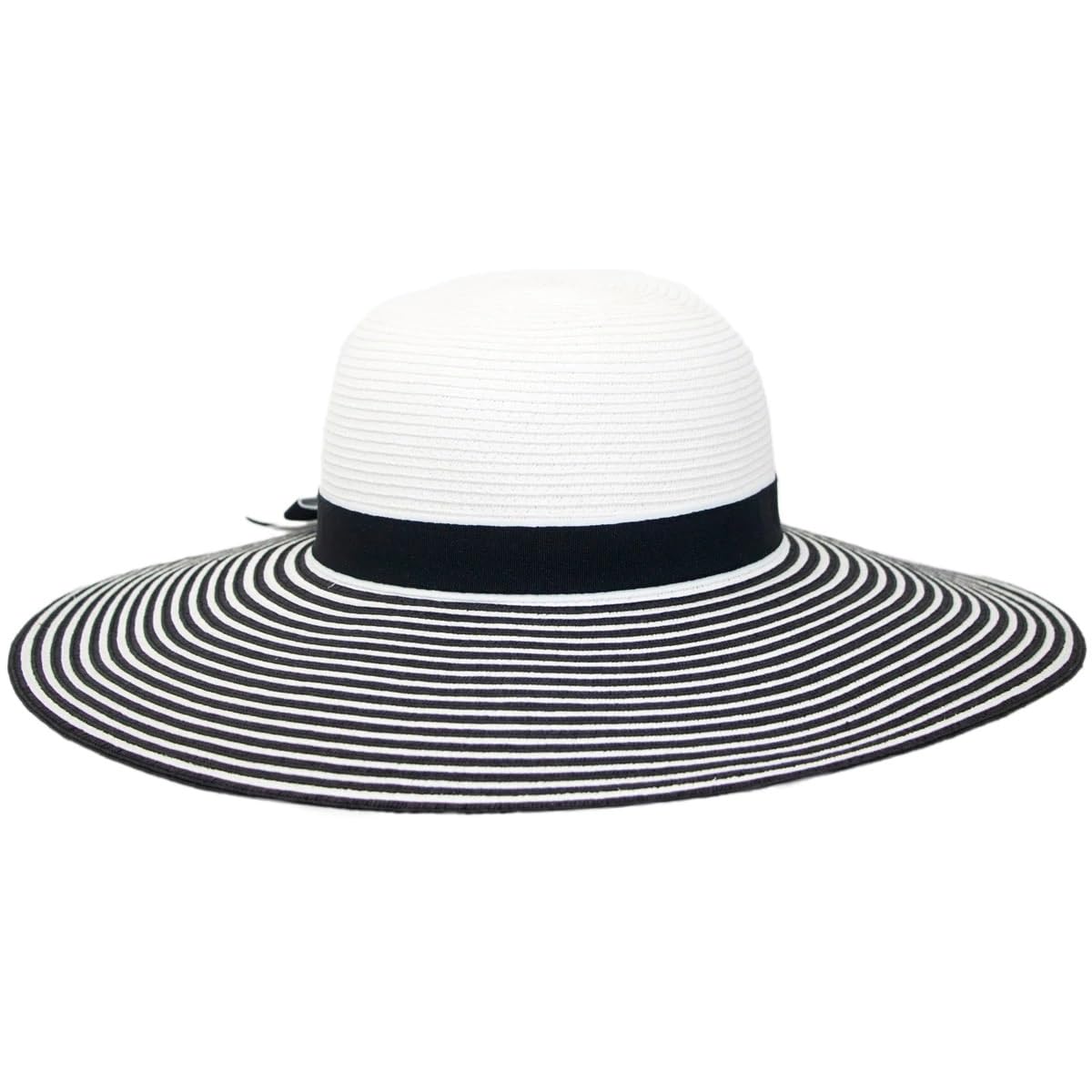 Capeline Margan Traclet noire : l'accessoire mystérieux des plus beaux étés