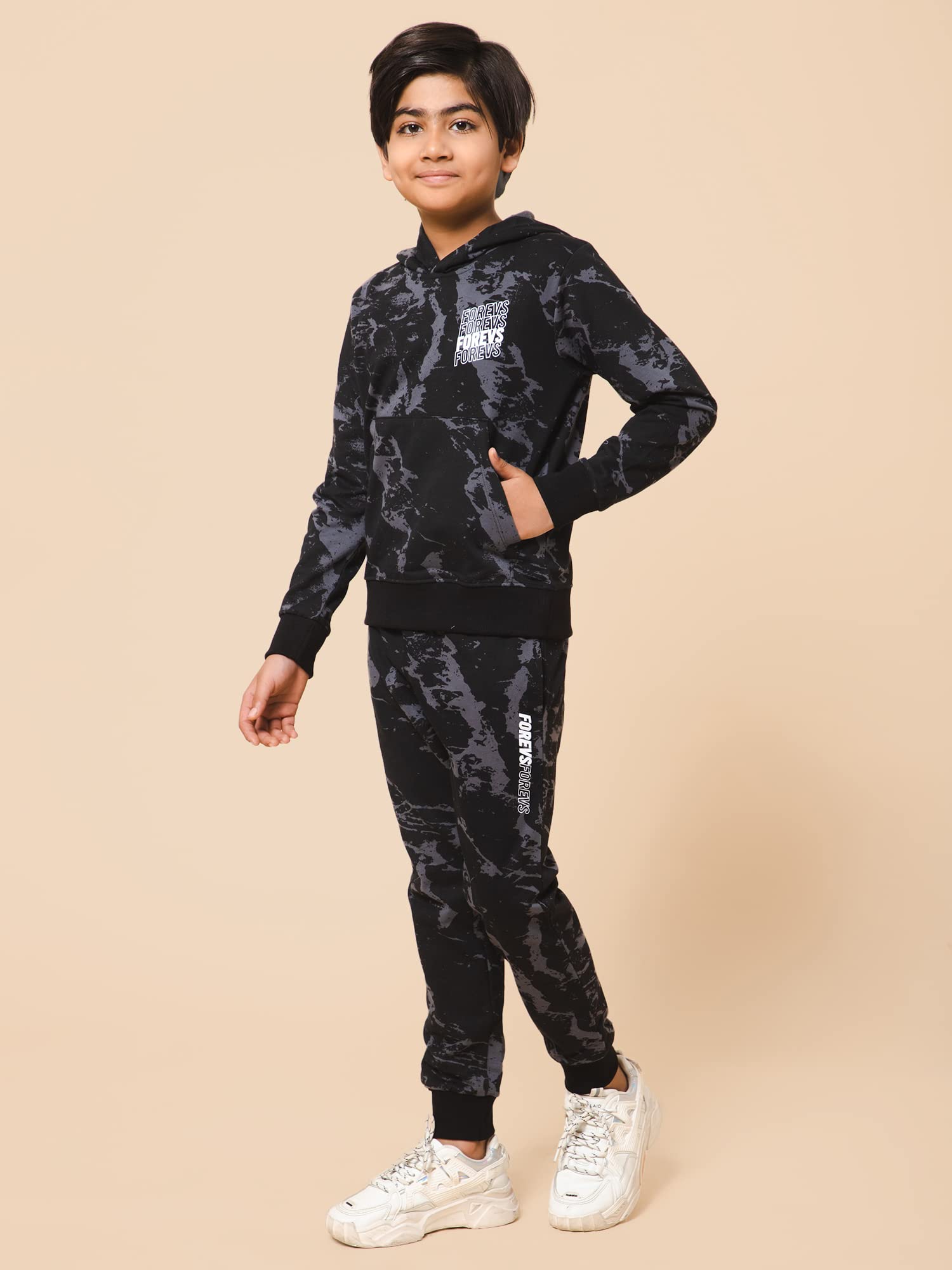Alan Jones Clothing Boys Patterned Tracksuit Set (Black_11-12 Years) 3