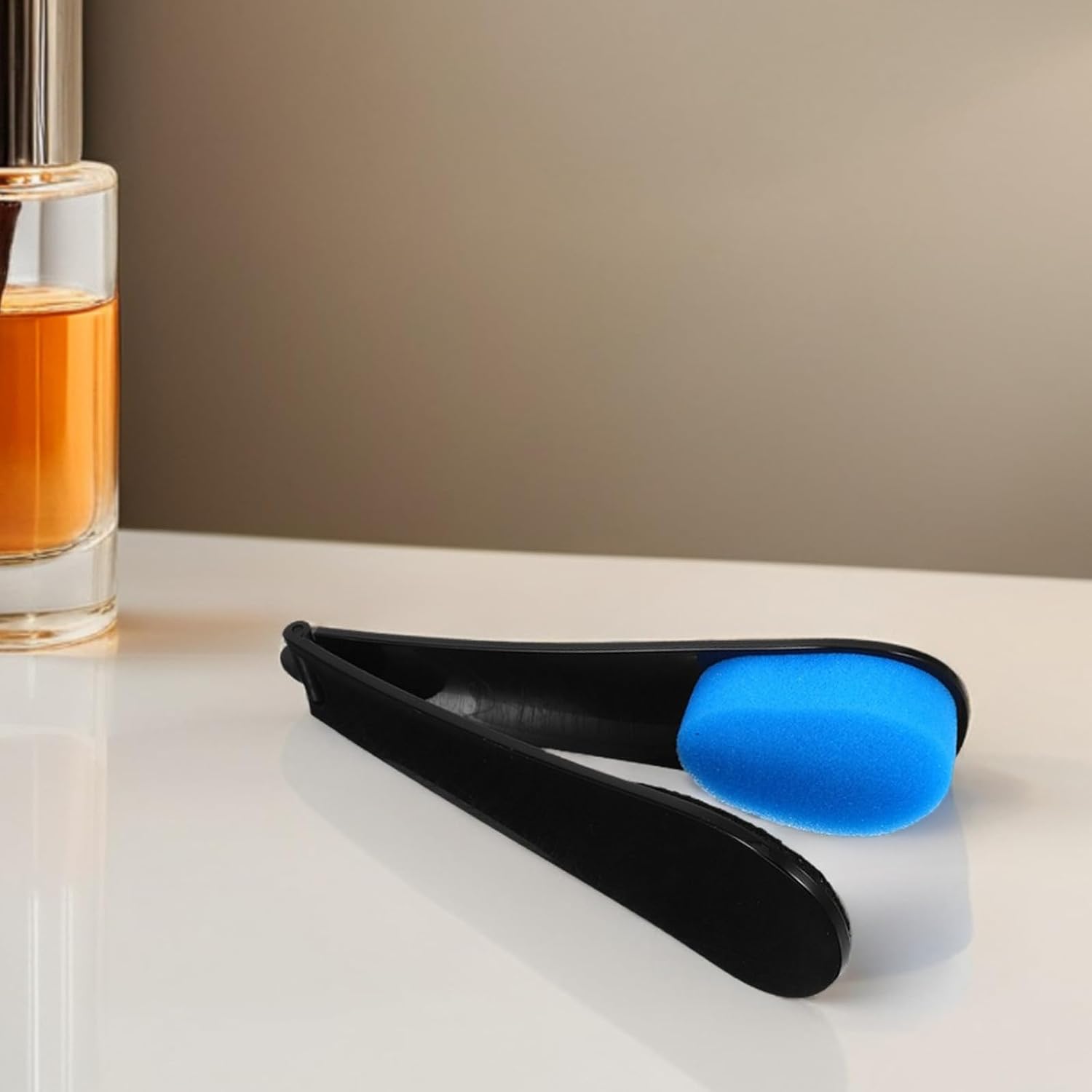 GALPADA Back Tanning Applicator and Lotion Applicator with 35cm Long Handle, Blue Sponge Body Brush for Sunscreen, Self Tanner, and Cream Application, Suitable for Men, Women, and Elderly