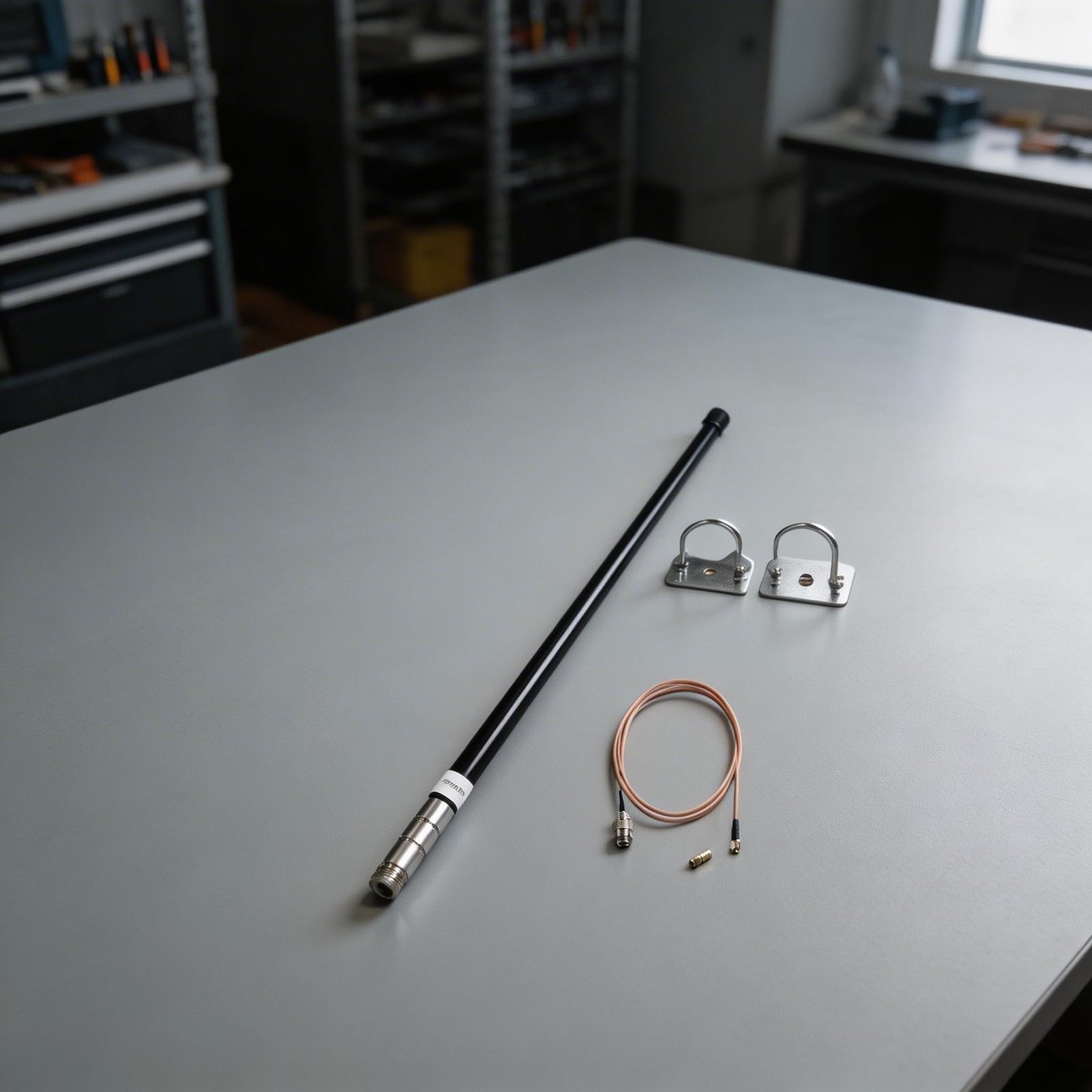 Resistente alle intemperie per lora 55 cm per elio, resistente alle intemperie per lora | Gamma di frequenza 860-930 MHz, polarizzazione verticale, impedenza 50 Ohm, VSWR ≤ 1,5, ideale per lungo raggio