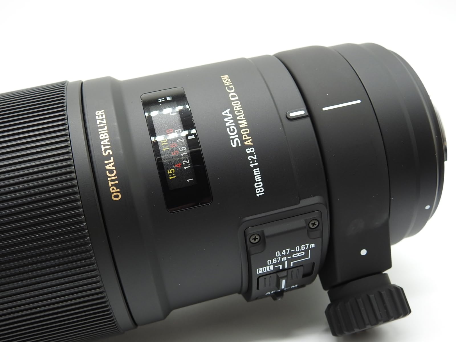 SIGMA APO MACRO 180mm F2.8 単焦点レンズ SIGMA APO Macro 180mm F2.8 例によってベタベタな個体です
