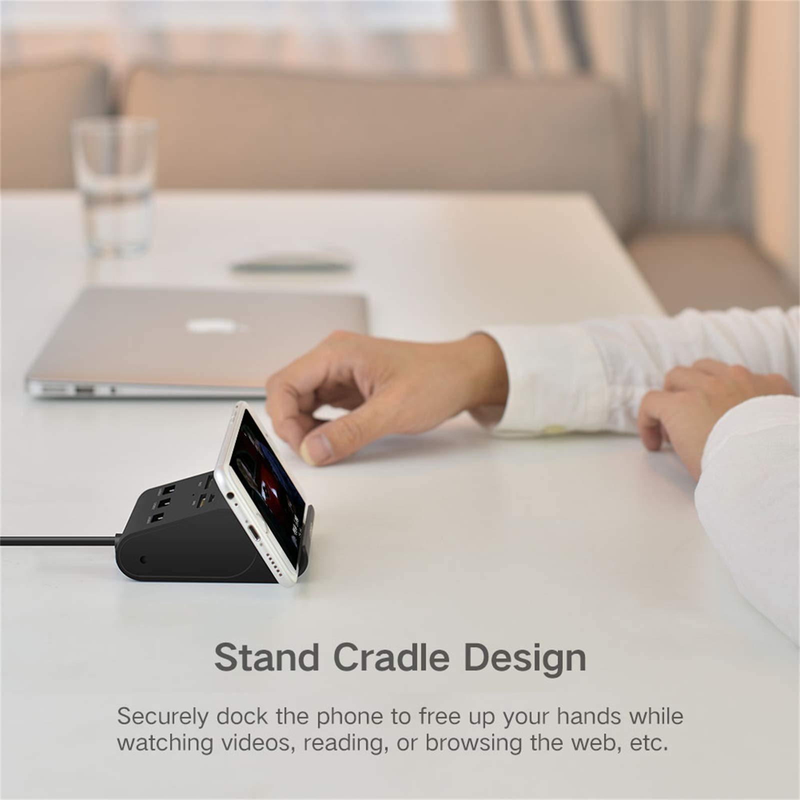 UGREEN Hub USB 3.0 con Cavo Lungo 1 Metro, Slot di Lettore Schede SD/TF/MS/M2, Porta di Alimentazione 5V/2A, Design a Supporto Cellulare da Tavolo