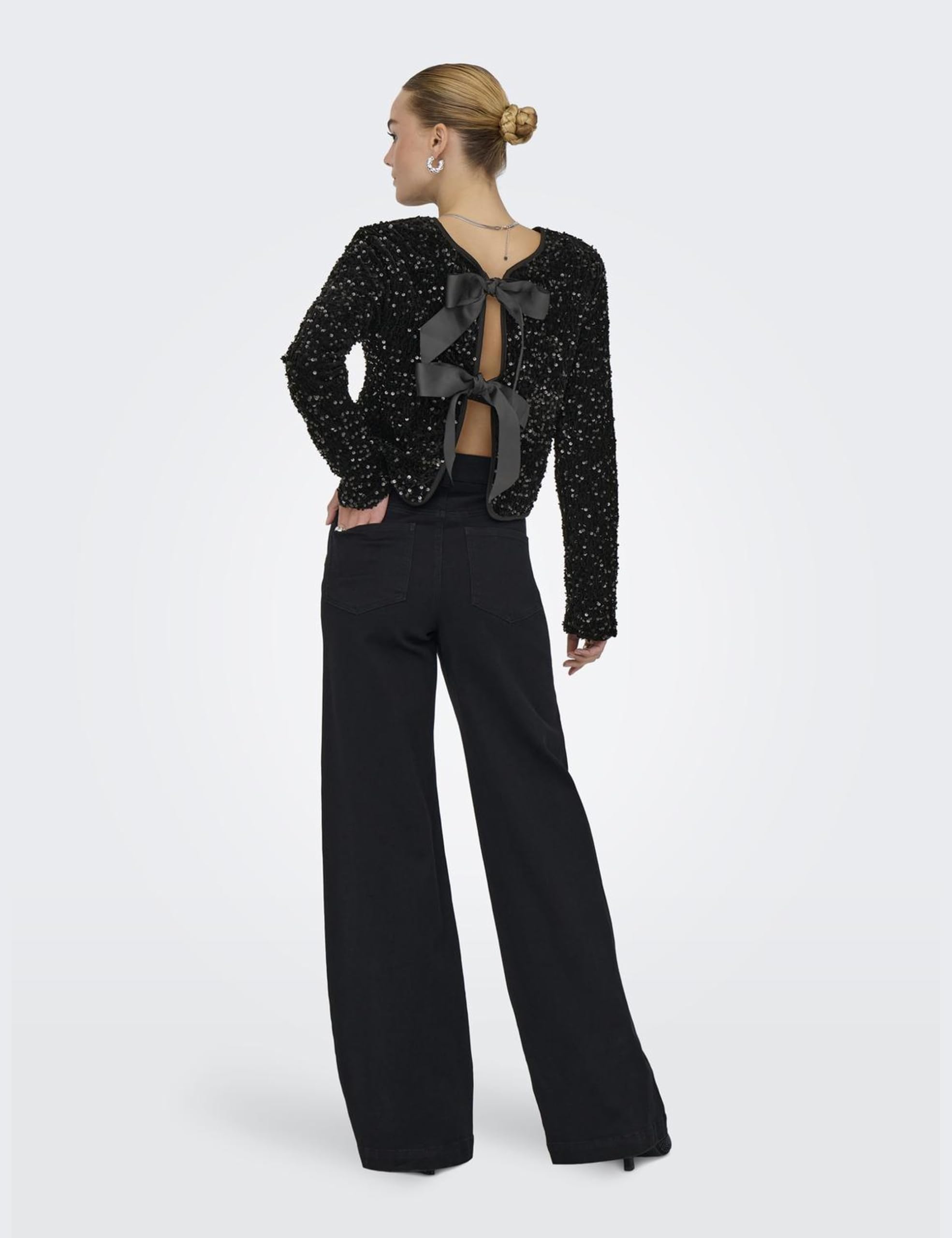 ONLY Onlanika Sequins Ls Bow Top WVN CS Femme