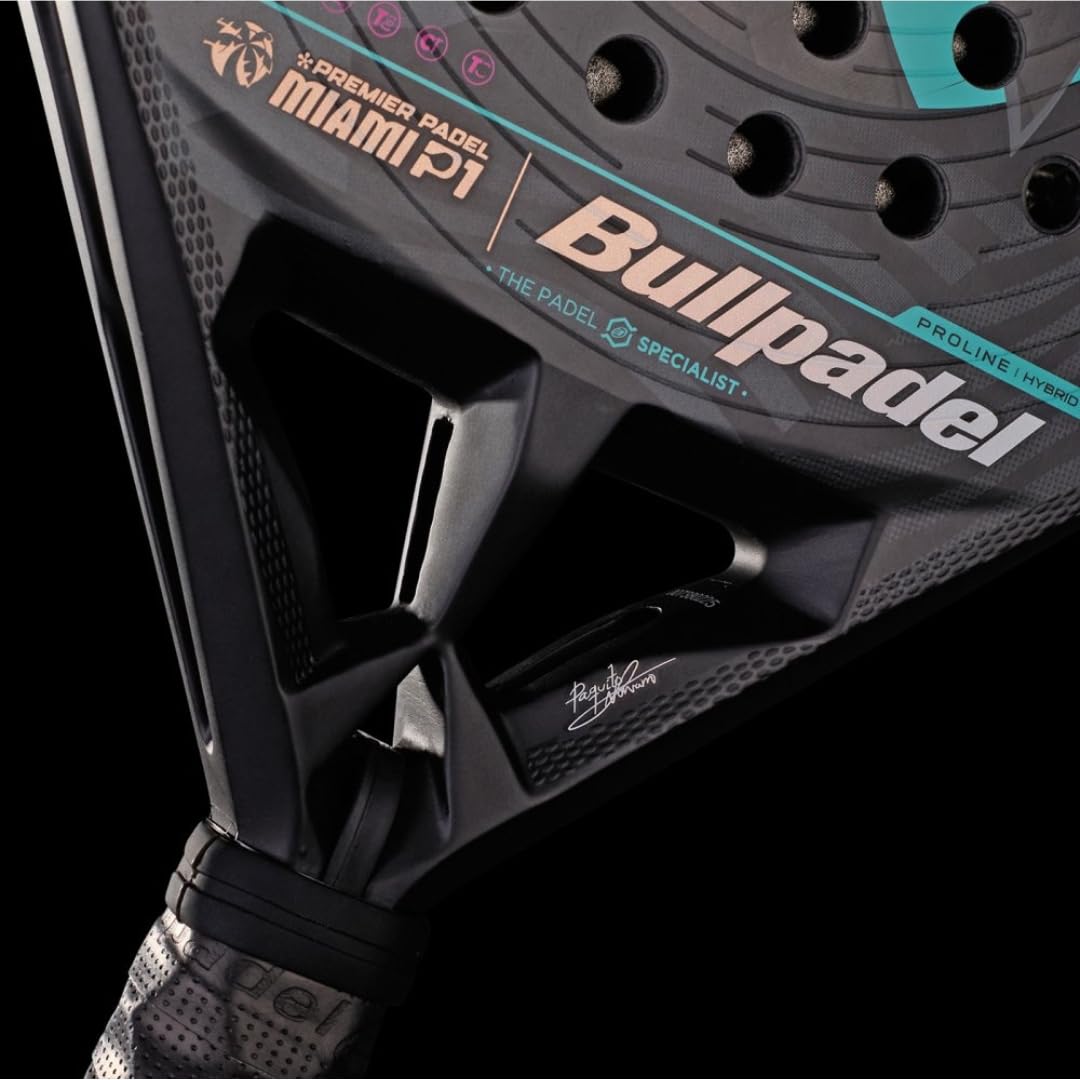 Bullpadel HACK 04 Hybrid パデルラケット Bullpadel Hack 04 Hybrid 2025 Padel Racket | Padel USA Store
