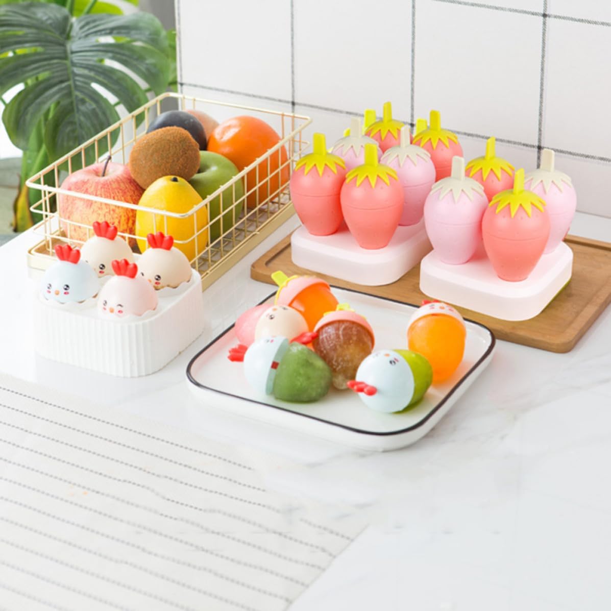 Ice Pop Mold, Reusable Silicone PP 6 Grid Strawberry Shaped