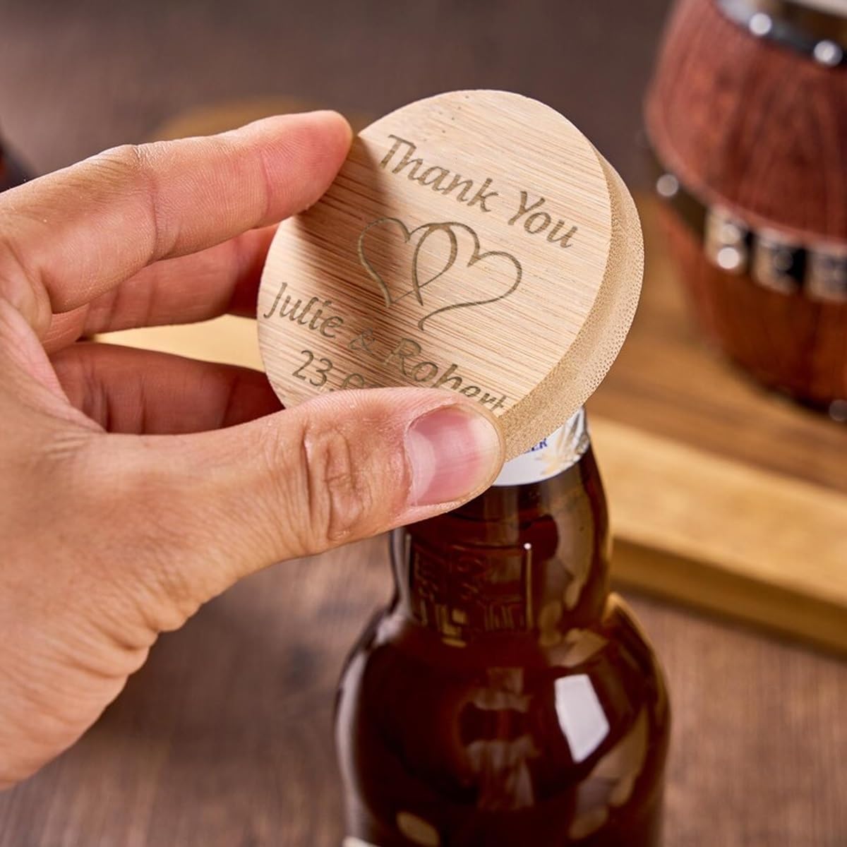 Abridor Magnético Personalizado A Granel Para Regalos De Boda, Con Nombre Y Fecha Grabados, Abridor/Posavasos Redondo 2 En 1 De Madera Para Cerveza, Refrescos, Bares Y Fiestas De Cumpleaños(50pcs)