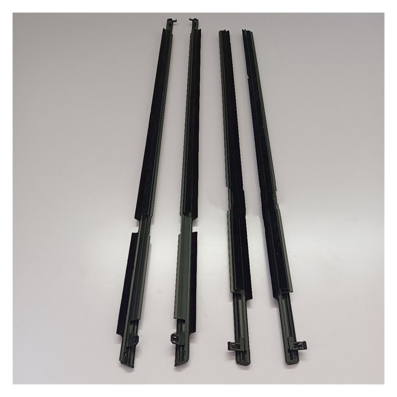 Guarnizione 4 Pezzi Di Gomma Per Finestrini Esterni Per Toyota Per RAV4 2009-2012 75720-0R020 Striscia Protettiva Per Vetri Vetro Esterno Guarnizioni Per Finestre