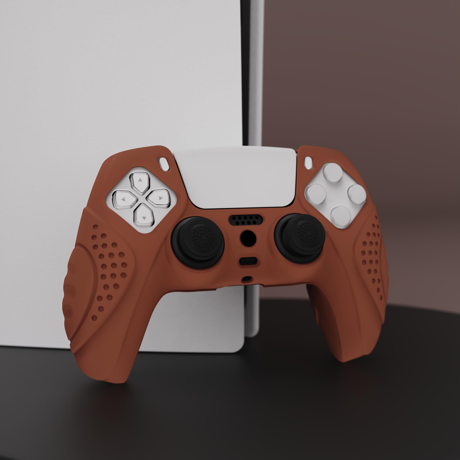 eXtremeRate PlayVital Funda de Silicona para ps5 Mando - Carcasa Protectora Suave y Antideslizante con 2 Tapas de Joystick, Compatible con DualSense, Accesorio para ps5 (Edición Guardian-Señal Marrón)