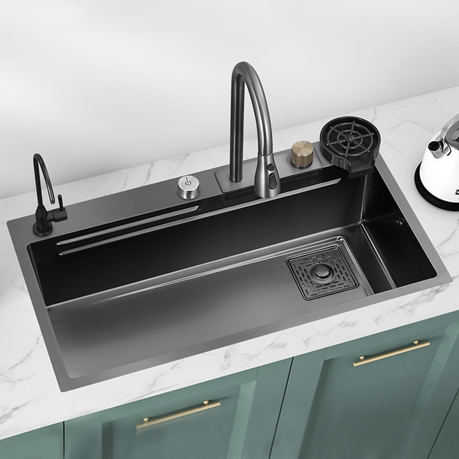 Évier cascade en inox 304 noir pour une cuisine de luxe moderne