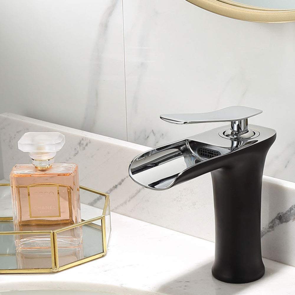 Mitigeur cascade en laiton massif doré pour lavabo de salle de bains chic