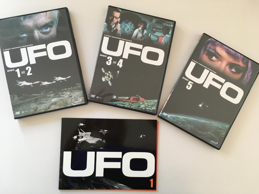 Amazon.co.jp: 謎の円盤UFO COLLECTORS'BOX PART1 ＋ 痴情の舌 : おもちゃ