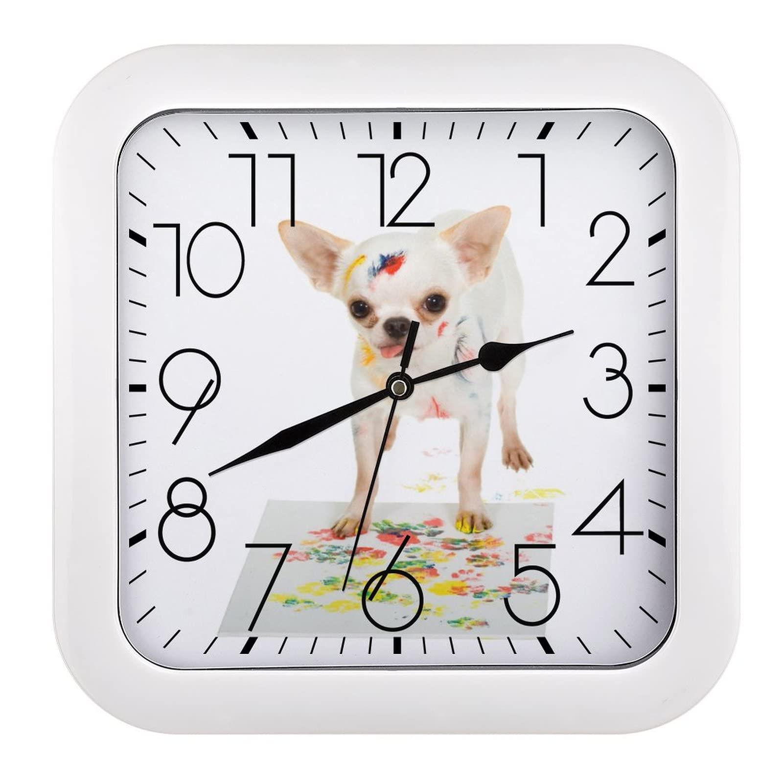 Pendule murale silencieuse chien blanc moderne au format carré compact 26x26cm
