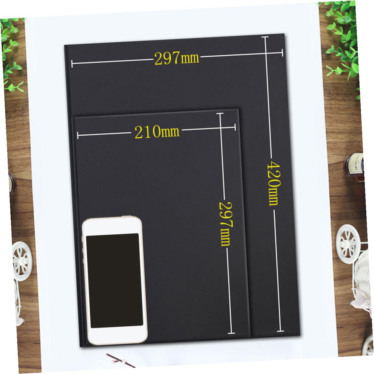 DECORNIJIA 100 Stück A4 Schwarzes Kraftpapier 200gsm Dickes Bastelpapier mit Glatter Oberfläche Leicht zu Beschreiben für Selbstgemacht Weihnachtskarten und Kunstprojekte