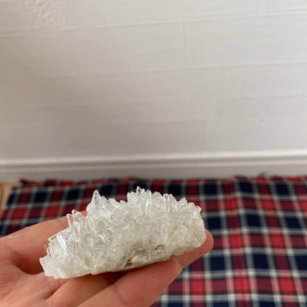 Amazon.co.jp: 綺麗すぎるレアヒマラヤ産水晶クラスター レインボー