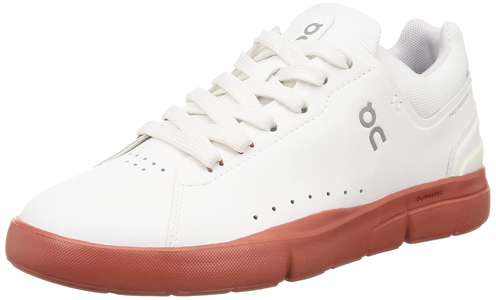 On Women's The Roger Advantage Sneakers