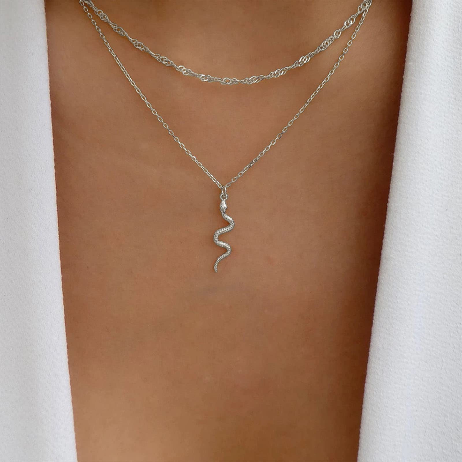 Dervivea Boho Layered Snake Pendant Necklace Choker Punk Layered Snake Choker Necklace Silver Serpent Necklace Double Layer Twist Chain Necklace Jewelry for Women and Girls