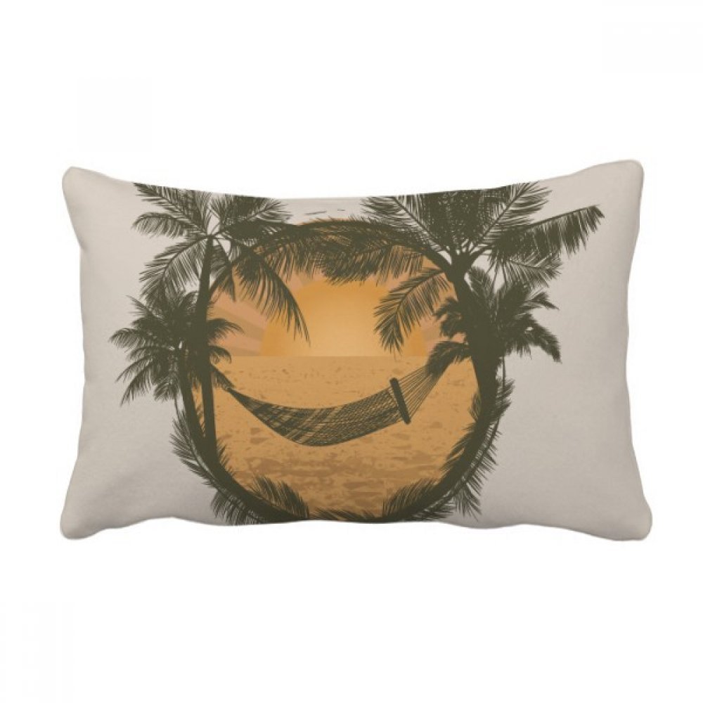 Oreiller lombaire nuage et cocotier pour une ambiance de plage sur le canapé du salon