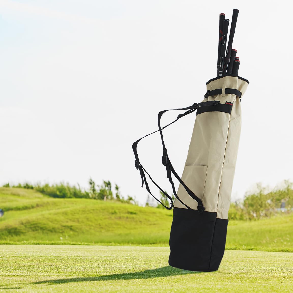 Petit sac de golf léger (transport de 8 à 10 clubs) Par 3 Petit sac de golf Pitch n Putt Petit sac de golf / entraînement, pliable et réglable Double sangles pour homme/femme Cadeau pour homme/femme
