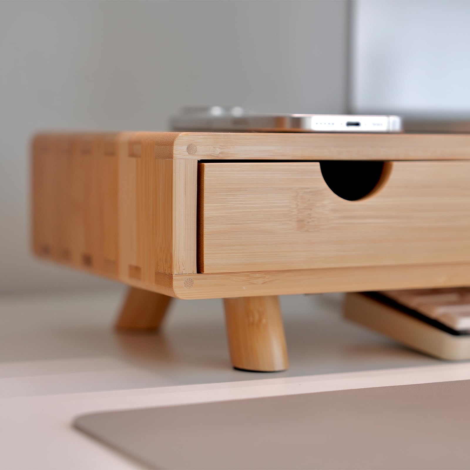 Supporto per monitor in bambù con cassetto, alzata ergonomica per computer per scrivania con gestione dei cavi e organizer per archiviazione, supporto per monitor in legno per casa e ufficio
