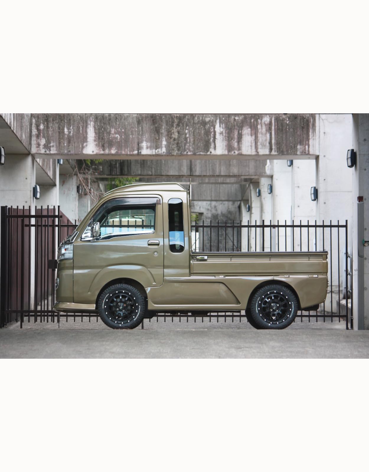 Amazon.co.jp: ハイゼット500系 ジャンボ 後期用 サイドステップ左右 