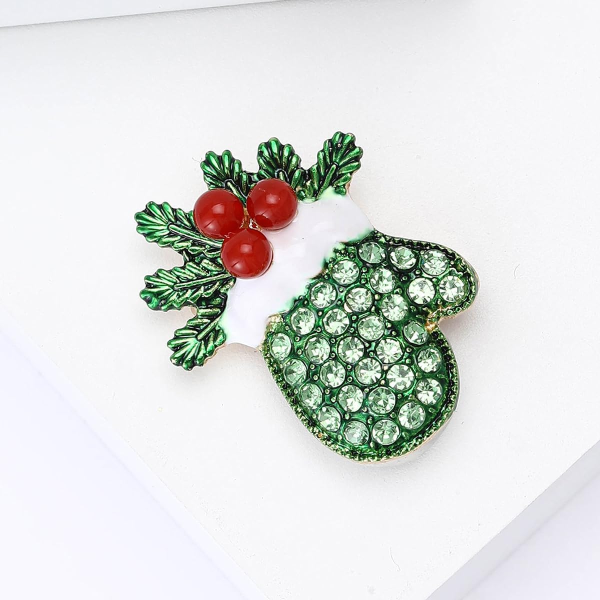 Christmas Brooch for Women Red Green Christmas Poinsettia Pins Sparkling Rhinestone Xmas Glove Brooch Crystal Xmas Wreath Pins Elegant Clothing Hat Bag Accessories Christmas Holiday Winter Jewelry