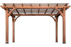 All-Cedar Backyard Pergola: Luxurious Outdoor Oasis