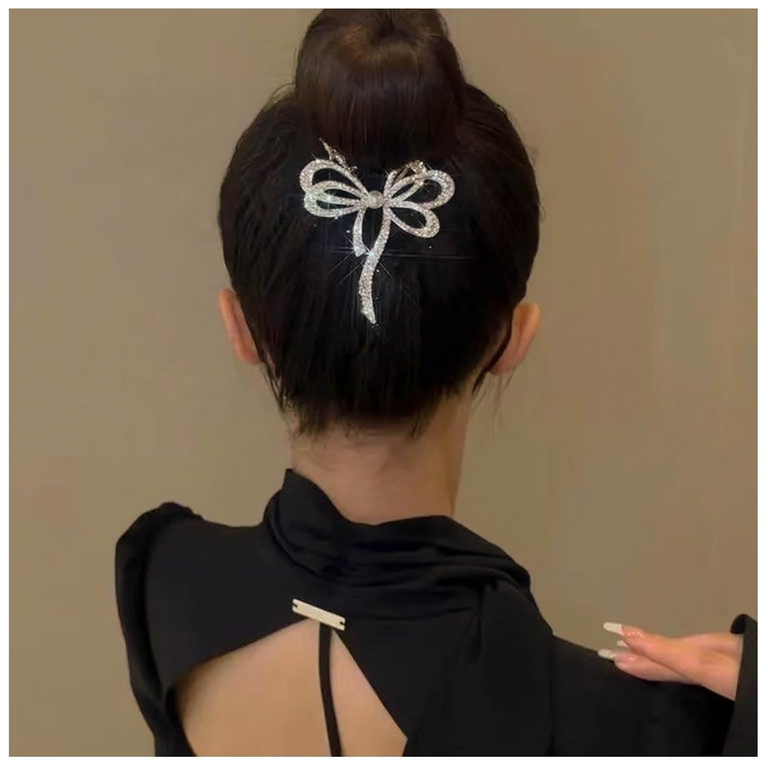 Vintage Crystal Bow Tail Hair Holder Clip Long Rhinestone Hair Barrettes Gold Ribbon Tail Hair Barrettes Metal Bow Banana Clip Barrette Accessories for Women (Gold)