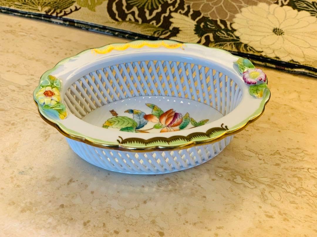 アタ製 蓋付きつぼ型バスケット（大サイズ 模様編み 黒モチーフ） アタ