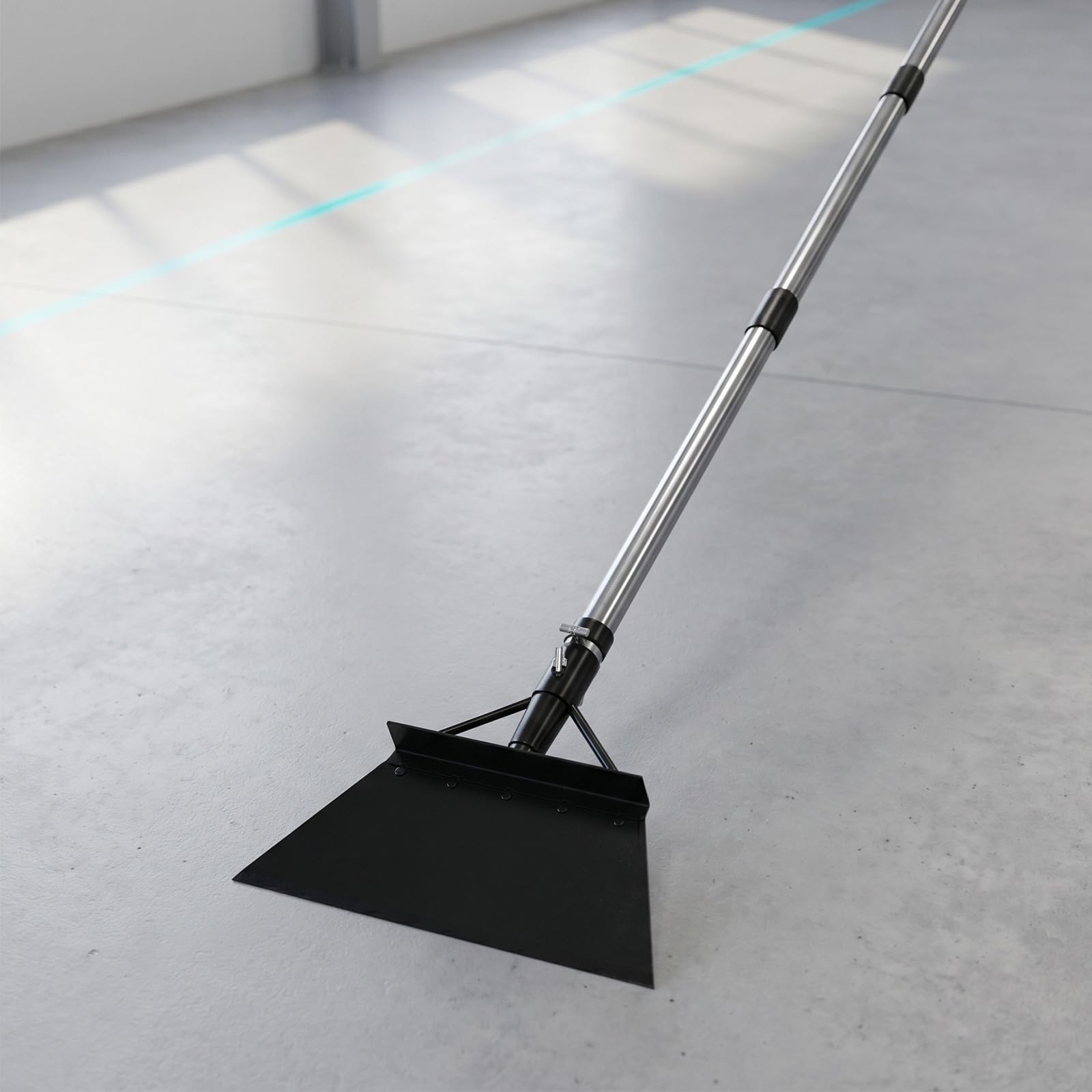 Lurrose Pala de Limpieza para Exteriores: Recogedor de estiércol de gallina - Mango Largo de 165 cm (65") Herramientas de Limpieza para gallineros - Recogedor de Arena para Gatos - Pala para