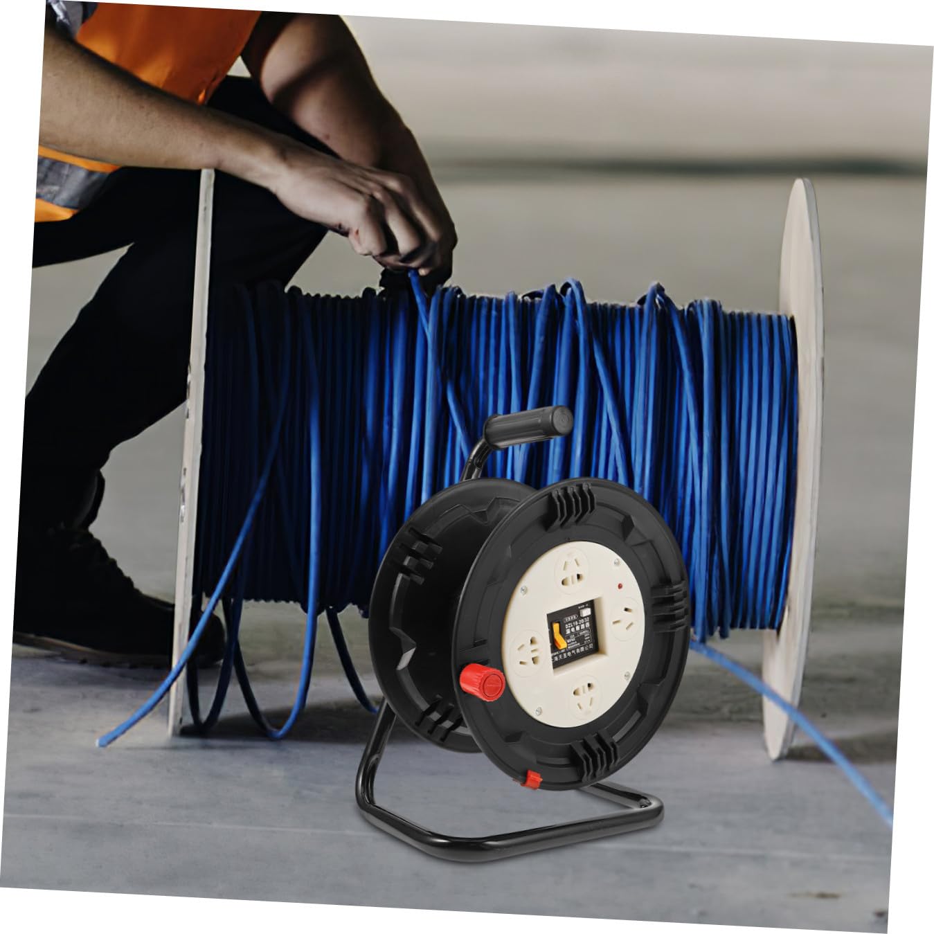 ABOOFAN Enrollador de Cable Retráctil Carrete de Cable de Alimentación de Plástico Negro Diseño Vacío Capacidad para 30 Metros para Hogar E Industria