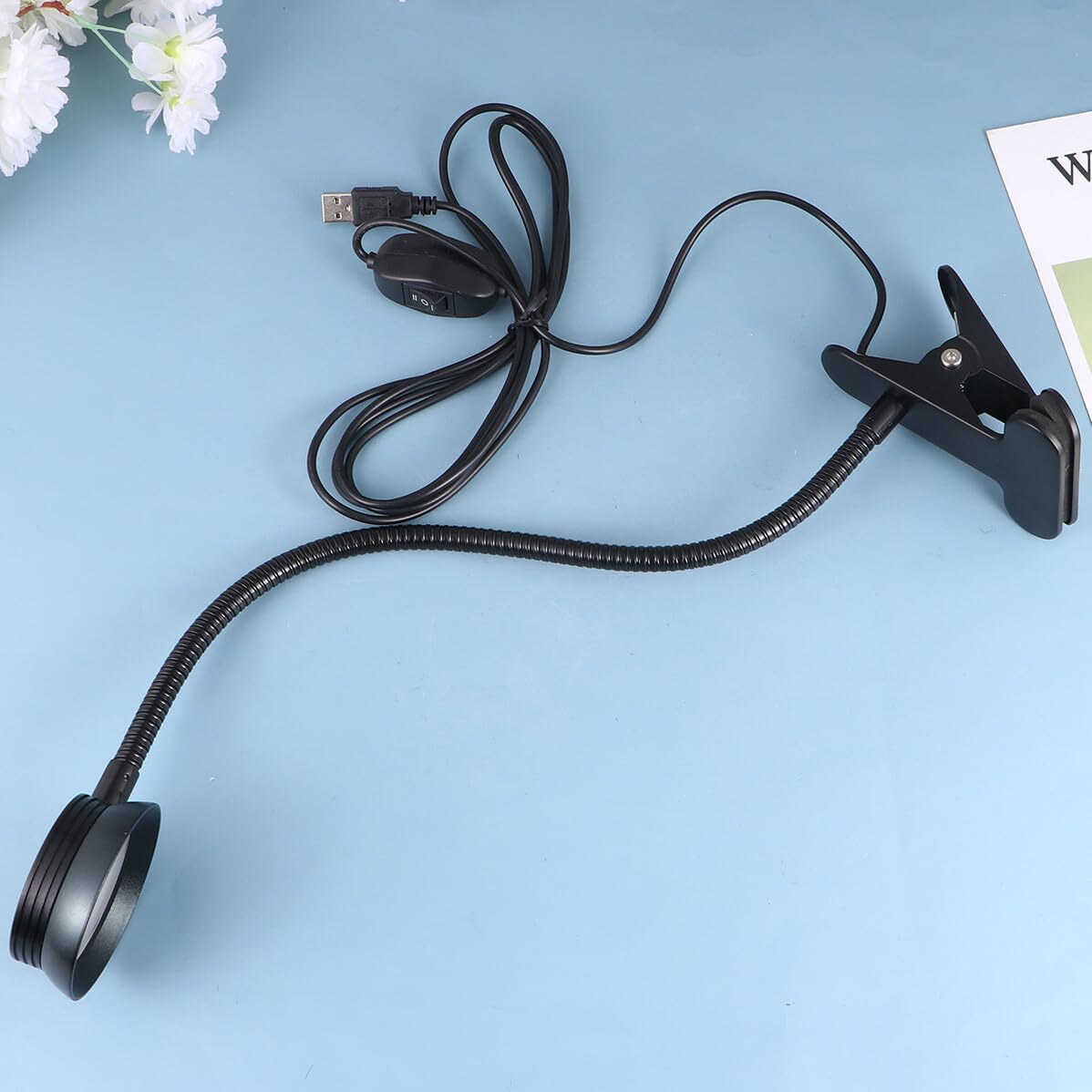 Lampada da Lettura a Clip LED 4w Collo Flessibile e USB | Morsetto Robusto Nero, Cavo USB Incluso, Posizionamento Regolabile per Lettura a Letto e Hobby