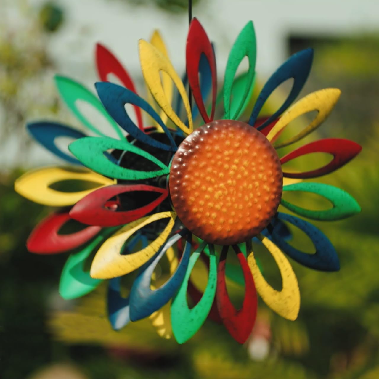 CIM Girandola a vento in metallo – doppia girandola sospesa Rainbow Flower – Altezza totale: 60 cm, diametro ruota a vento 40 cm – decorazione da giardino – Fiore – Resistente alle intemperie – Con
