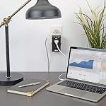 Tripp Lite Isobar Bande de puissance du protecteur de surpression, 2-Outlet Plug-in direct, 1410 Protection des joules, garantie limitée à vie, noir & $10,000 Assurances (ULTRABLOK)