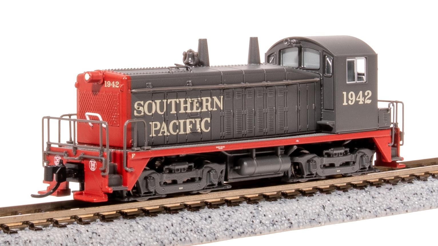 Amazon.com: Broadway Limited 7498 EMD NW2, SP 1942, Gray
