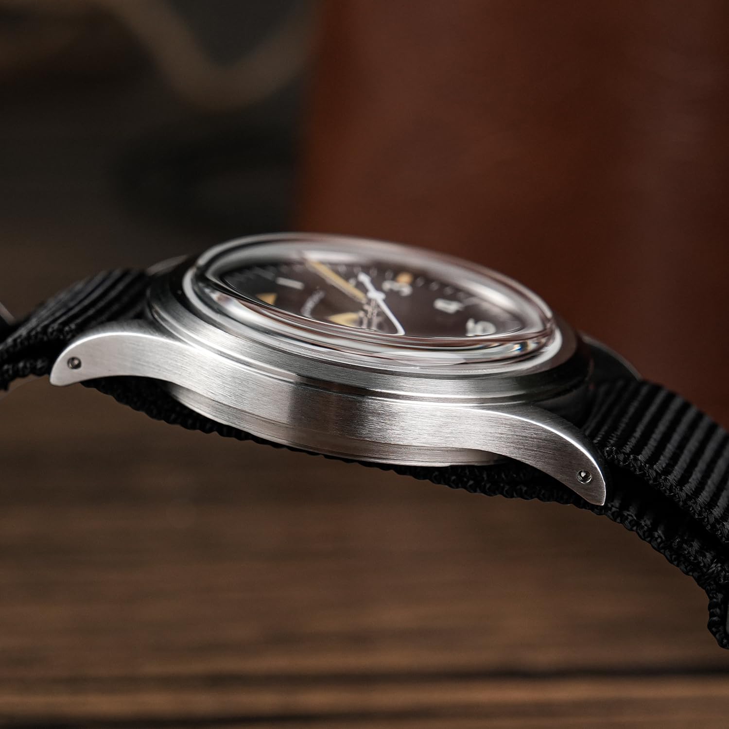 TACTICAL FROG Militado ML14 Quarzuhren für Herrenn - VH31 Mecaquartz Werk 36 mm Edelstahlgehäuse 5 ATM Wasserdicht Leuchtzeiger Klassisches