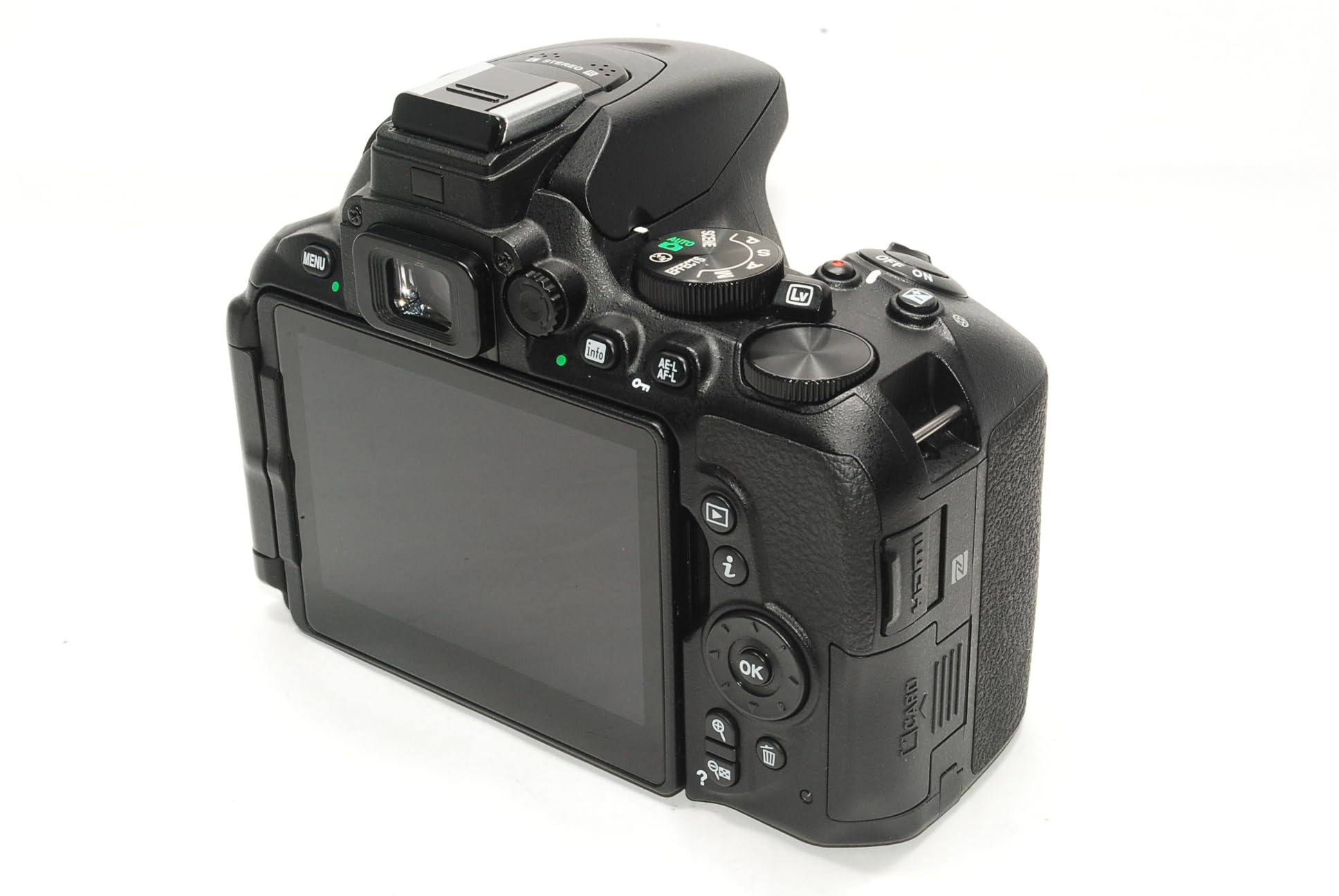 Nikon - ニコン D5600 18-55 VR レンズキット　新品未開封 ニコン デジタル一眼 Nikon D5600 AF-P 18-55 VR レンズキット