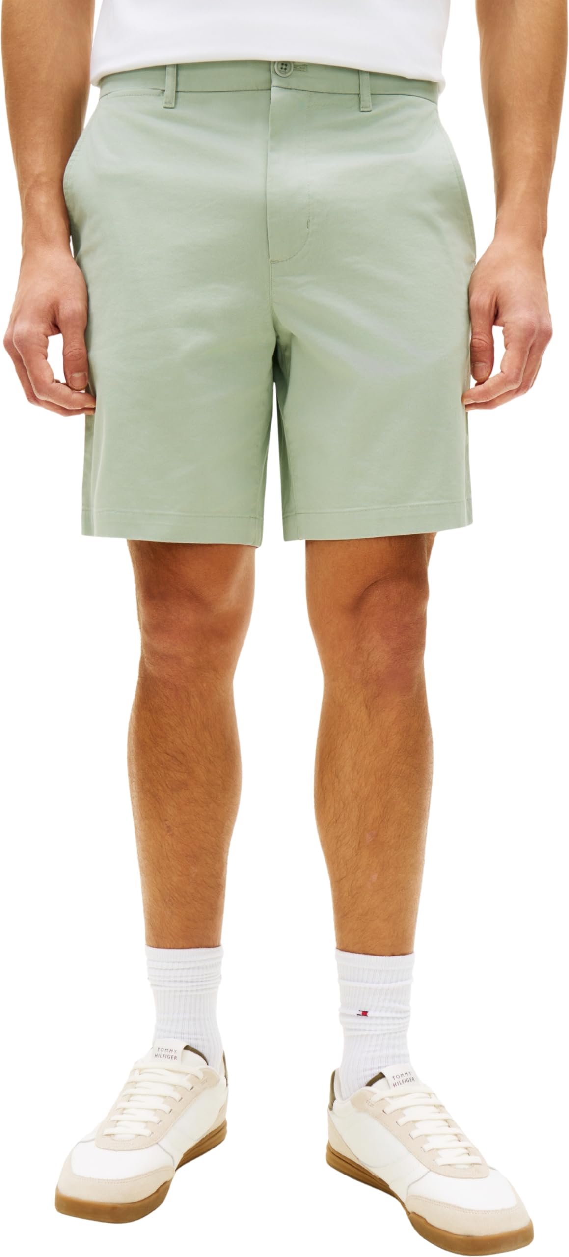 Mode von Calvin Klein & Tommy Hilfiger