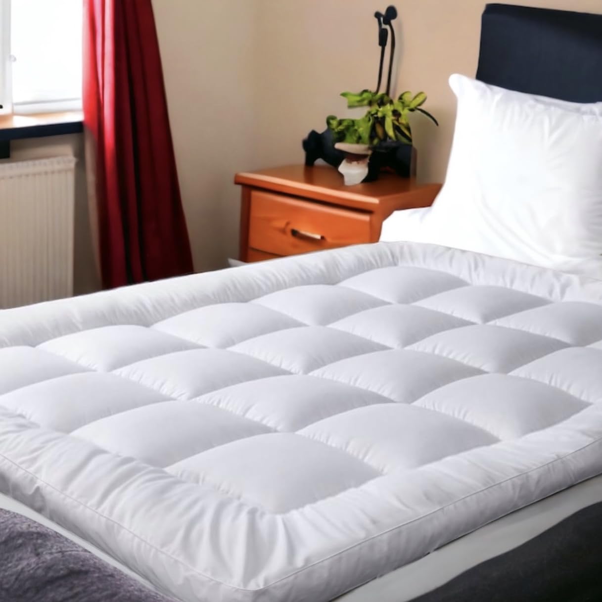 4All Surmatelas de lit matelassé en microfibre – 10 cm d'épaisseur, garnissage 1400 g/m², extra doux et respirant, soutien coussin profond, hypoallergénique avec sangles d'angle sécurisées (Super King