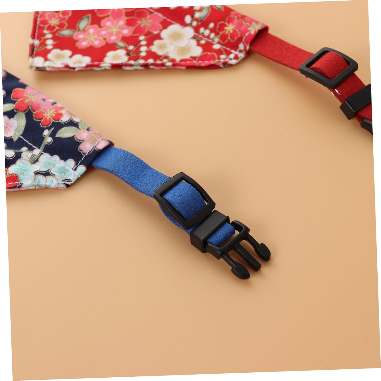 Didiseaon 6pièces Écharpe pour Chien avec Motif Floral Ajustable Bandana pour Animaux De Compagnie Modèles Aléatoires