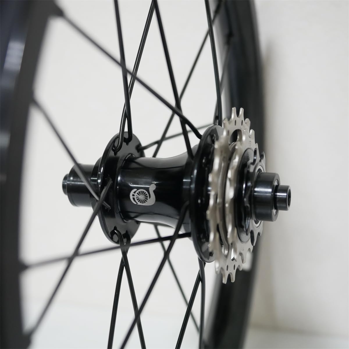新作　dahon k3 用　ホイールセット　14インチ　3速 オールブラック Amazon | ダホン dahon k3 用 ホイールセット 14インチ 外装 3速