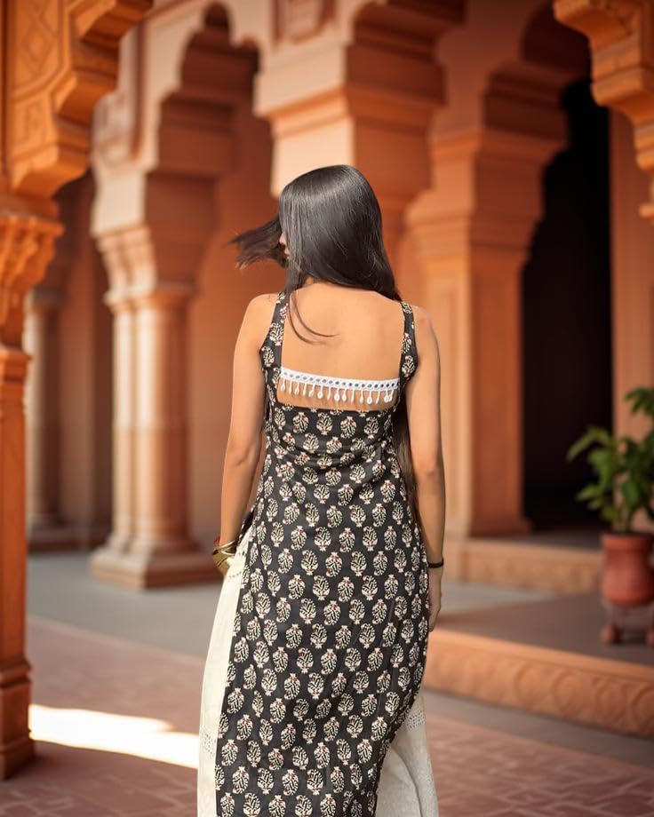 Image of Women's Sleeveless Ajrak Print Kurti, Pure Cotton Straight Fit Straight Cambric Jaipuri Printed Kurti