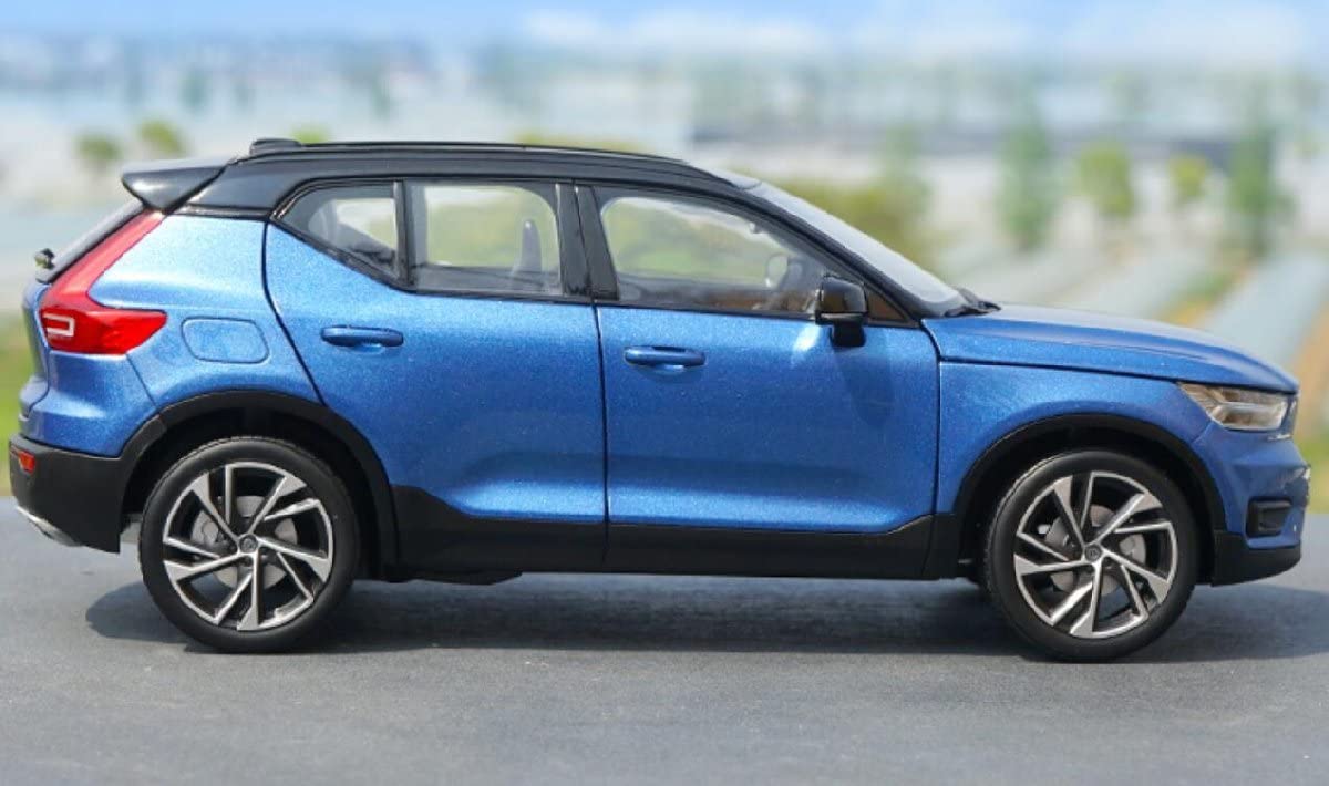Amazon | 青！VOLVO特注品 1/18 ボルボ VOLVO XC40 | ミニカー
