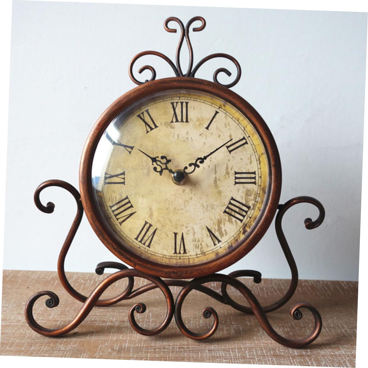 Tickenlose Vintage Tischuhr aus Eisen und Glas für Wohnzimmer | Leiser Quarz, Runde Form, Europäischer Stil, Schlafzimmer und Zuhause, Braune Dekoration ohne Batterie