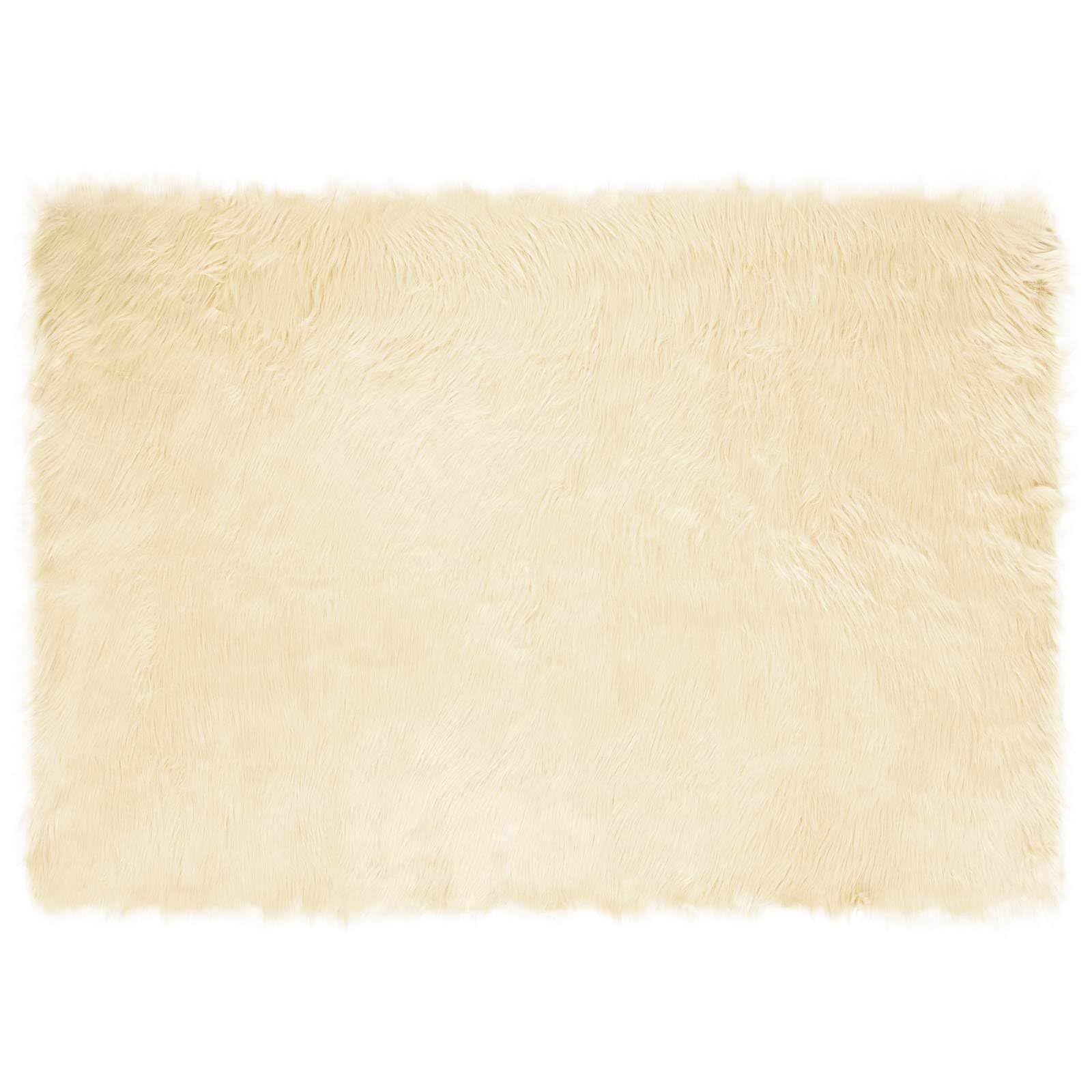 Tapis en peau de mouton synthétique pour réchauffer votre salon