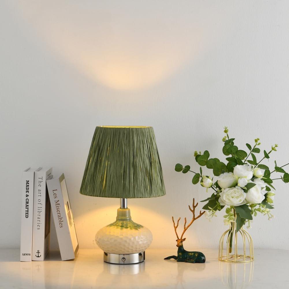 Kabellose Keramik Tischlampe mit Touch Dimmbar, E27 Batteriebetriebe Tischleuchte mit Ladefunktion USB A+C Anschlüssen Grün Lampeschirm Tragbare Nachttischlampe für Schlafzimmer Wohnzimmer